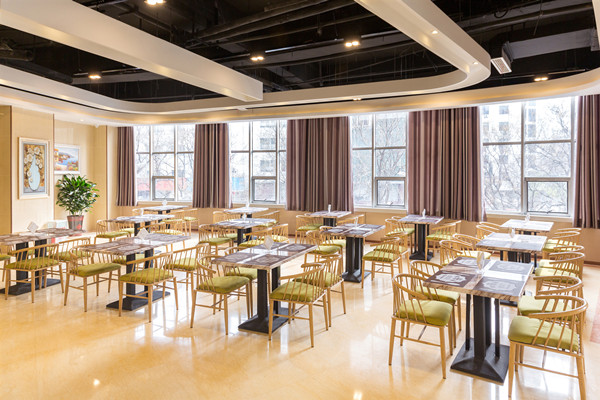 党校大厦中餐厅